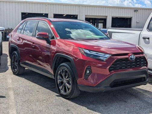 2023 Toyota RAV4 Hybrid XLE Premium