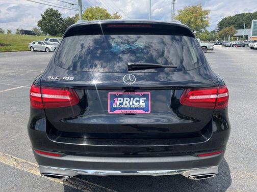 2018 Mercedes-Benz GLC 300 Base