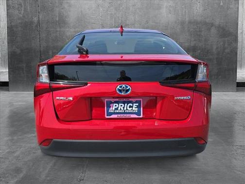 2021 Toyota Prius LE