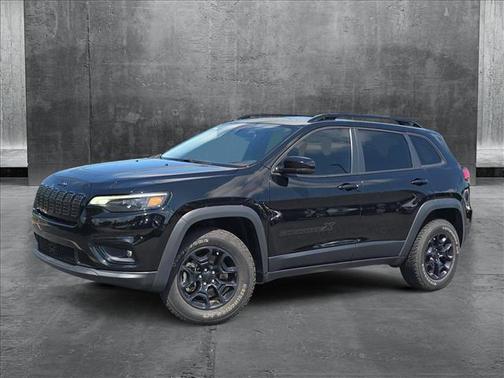 2022 Jeep Cherokee X 4x4