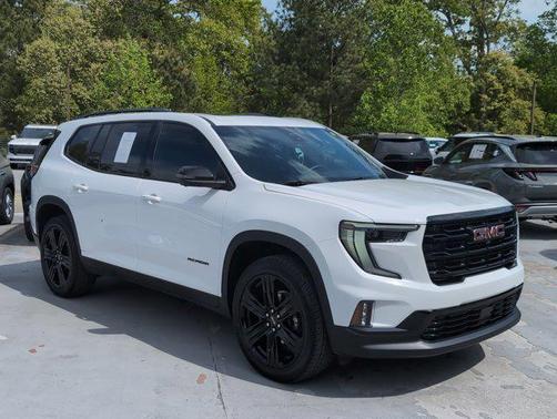 Summit White 2025 GMC Acadia FWD Elevation