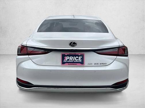 2021 Lexus ES 250 Base