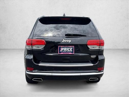 Diamond Black Crystal Pearlcoat 2017 Jeep Grand Cherokee Summit