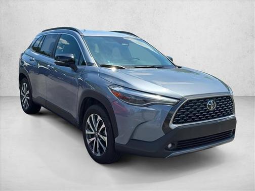 Celestite 2025 Toyota Corolla Cross XLE