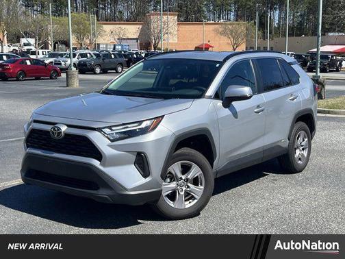 2025 Toyota RAV4 Hybrid XLE