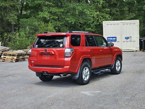2022 Toyota 4Runner SR5