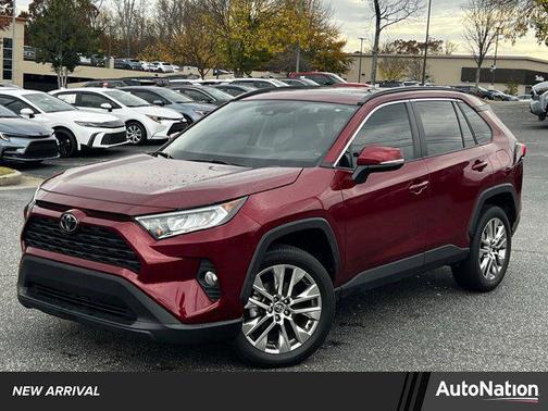 2020 Toyota RAV4 XLE Premium