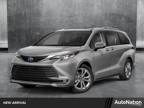 2025 Toyota Sienna Platinum 7 Passenger