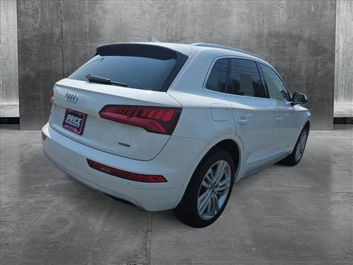 2019 Audi Q5 2.0T Premium Plus