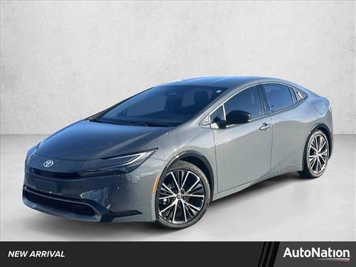 2025 Toyota Prius XLE