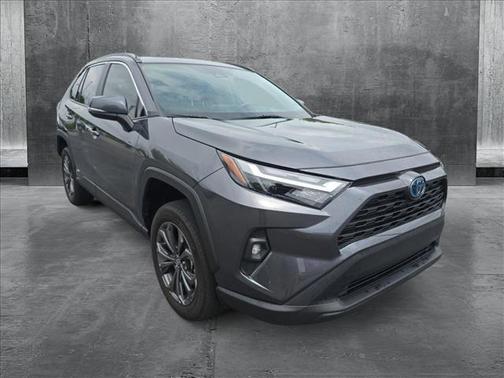 2022 Toyota RAV4 Hybrid XLE Premium