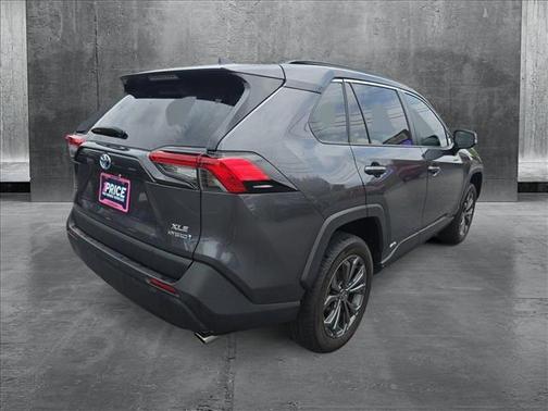 2022 Toyota RAV4 Hybrid XLE Premium