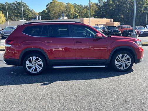 2022 Volkswagen Atlas 3.6L SE w/Technology