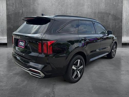 2022 Kia Sorento S