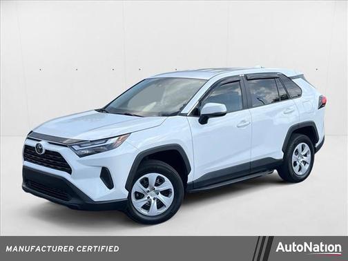 2024 Toyota RAV4 LE