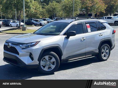 2025 Toyota RAV4 Hybrid LE