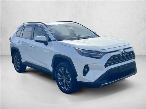 2022 Toyota RAV4 Hybrid SE