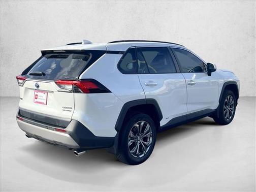 2022 Toyota RAV4 Hybrid SE