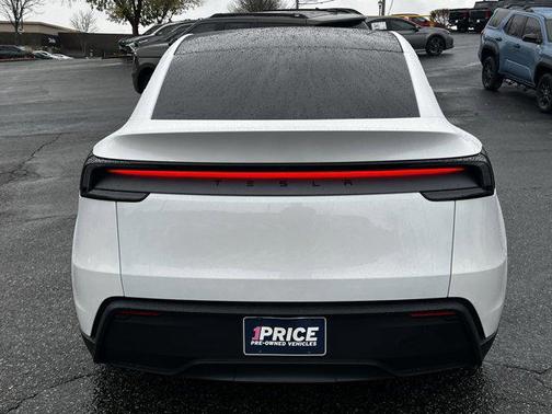 2026 Tesla Model Y Long Range Dual Motor All-Wheel Drive