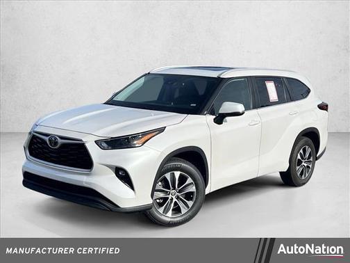 2024 Toyota Highlander XLE