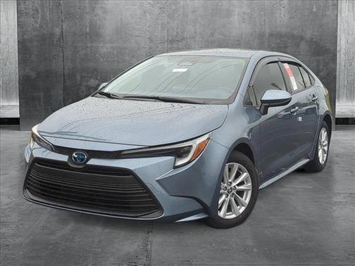 2025 Toyota Corolla Hybrid LE