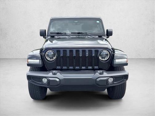 Black Clearcoat 2023 Jeep Wrangler 4-Door Sahara Altitude 4x4