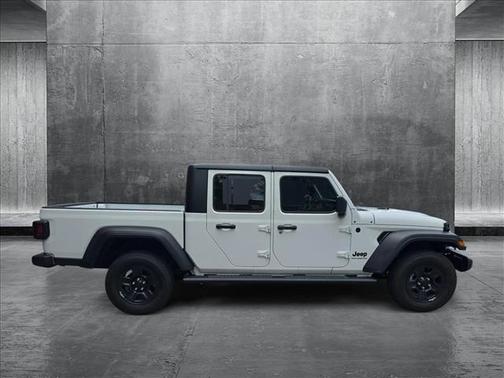 2024 Jeep Gladiator Sport