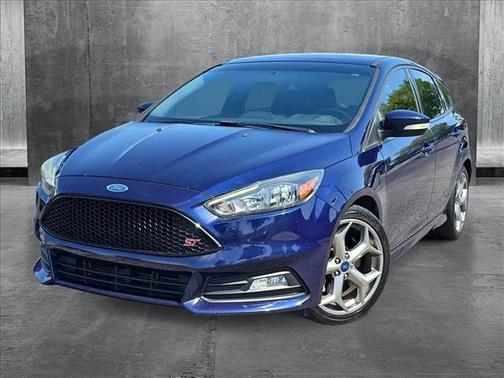 2017 Ford Focus ST 