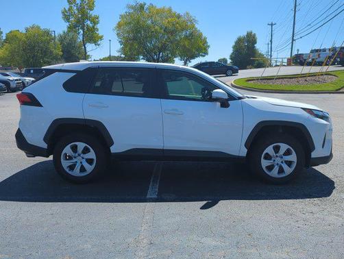 Ice Cap 2024 Toyota RAV4 LE