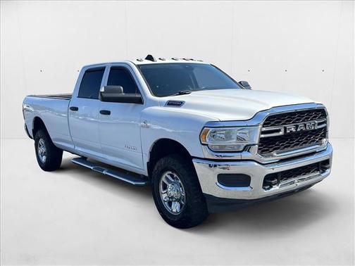 2020 RAM 2500 Tradesman Crew Cab 4X4 8' Box