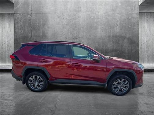 2024 Toyota RAV4 Hybrid XLE Premium