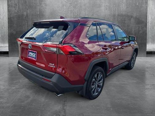 2024 Toyota RAV4 Hybrid XLE Premium