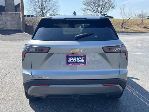 Sterling Gray Metallic 2025 Chevrolet Equinox 1LT