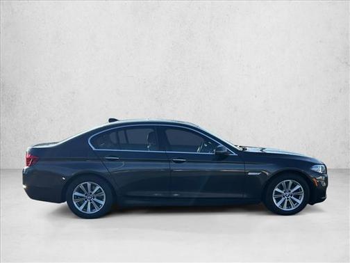 2016 BMW 528 528i