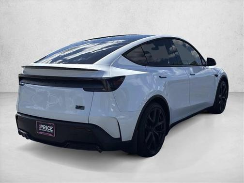 Pearl White Multi-Coat 2026 Tesla Model Y Performance All-Wheel Drive