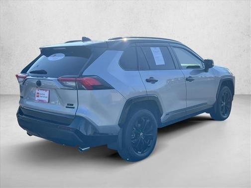 2022 Toyota RAV4 Hybrid SE