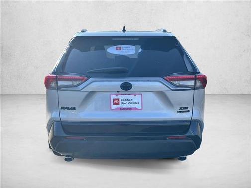 2022 Toyota RAV4 Hybrid SE