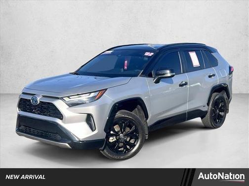 2022 Toyota RAV4 Hybrid SE