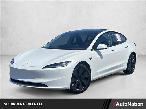 Pearl White Multi-Coat 2025 Tesla Model 3 Long Range