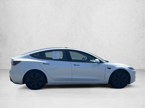 Pearl White Multi-Coat 2025 Tesla Model 3 Long Range