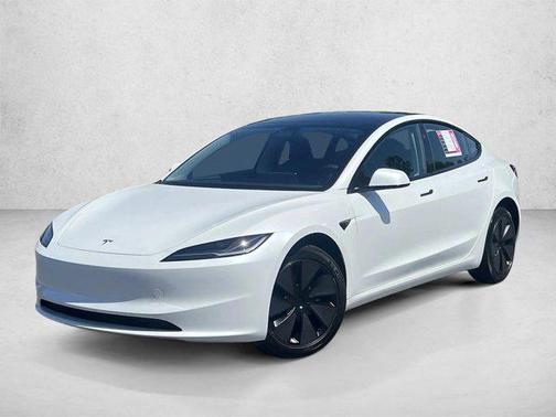 Pearl White Multi-Coat 2025 Tesla Model 3 Long Range