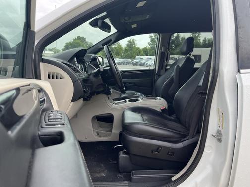 2020 Dodge Grand Caravan SXT