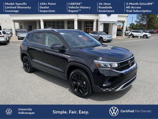 Deep Black Pearl Effect 2023 Volkswagen Taos 1.5T SE