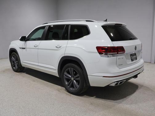 White 2022 Volkswagen Atlas 3.6L SEL