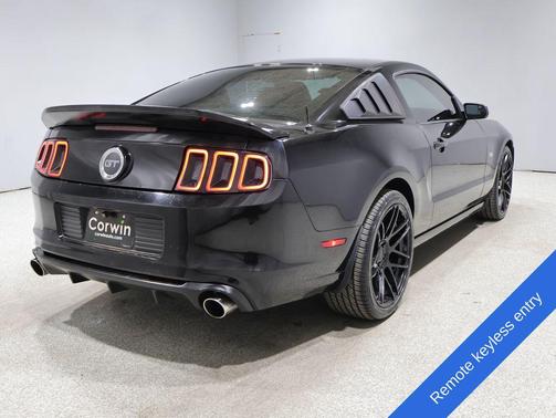 Black 2014 Ford Mustang GT