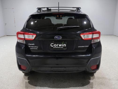 Crystal Black Silica 2018 Subaru Crosstrek 2.0i