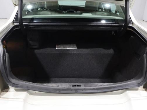 2005 Lincoln Town Car Signature