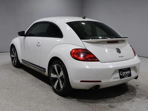 2012 Volkswagen Beetle Base
