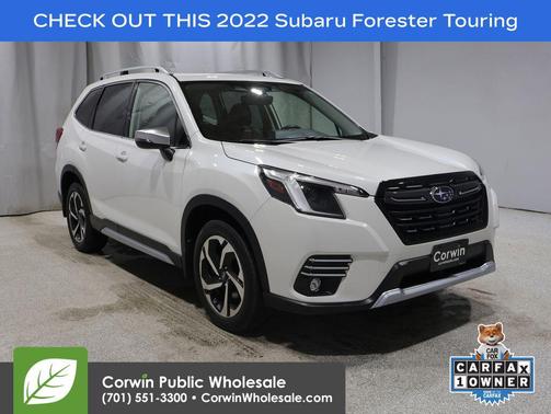 Crystal White Pearl 2022 Subaru Forester Touring