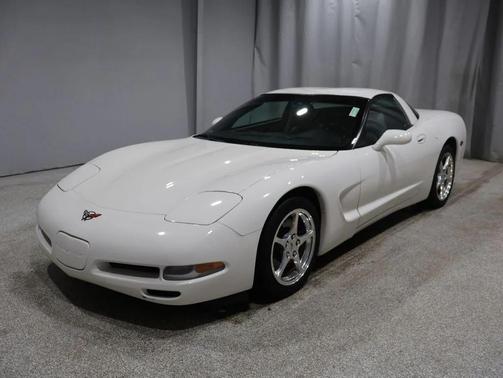 2001 Chevrolet Corvette Base